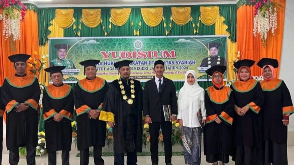 Ormawa Fakultas Syariah IAIN Langsa Menyerahkan Donasi Kepada Korban Kebakaran di Sungai Pauh Pusaka