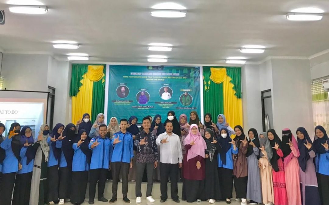 ﻿Relawan Bahasa Internasional Fakultas Syariah IAIN Langsa Mengadakan Kegiatan Workshop Academic Writing