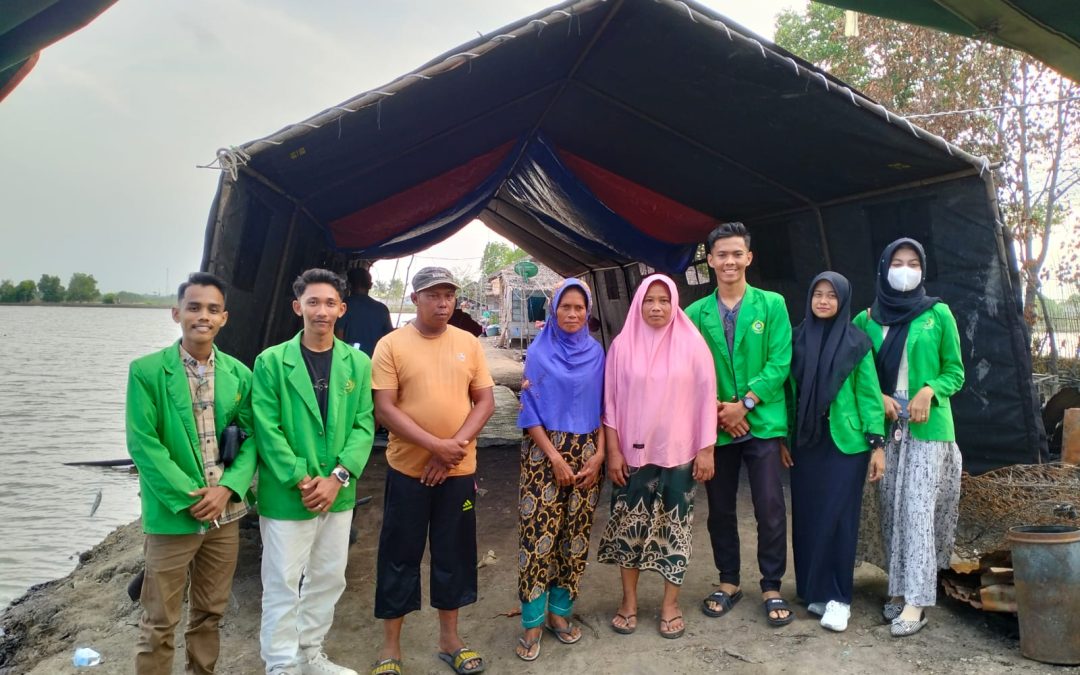 Organisasi Mahasiswa Fakultas Syari’ah IAIN Langsa Menyerahkan Donasi Kepada Korban Kebakaran di Sungai Pauh Pusaka Sabtu (11/03/2024).